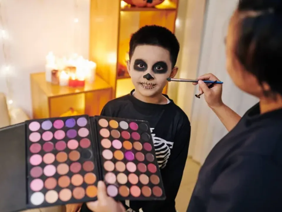 MAQUILLAGELAETITIA