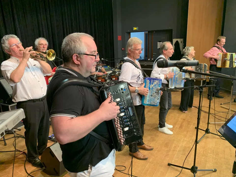ORCHESTRE PASSION MONTMARTRE