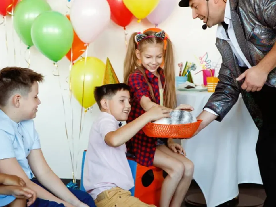 ASSOCIATION MAGIE MILLE COLOMBES