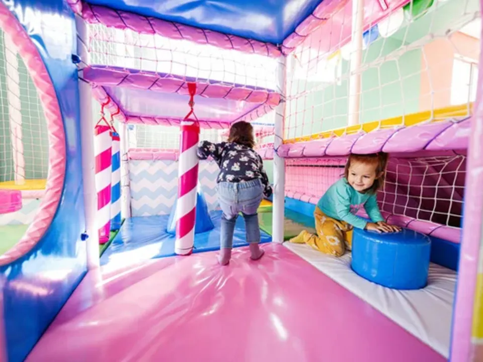 ETS KATUVU - ERIC MIAZGA