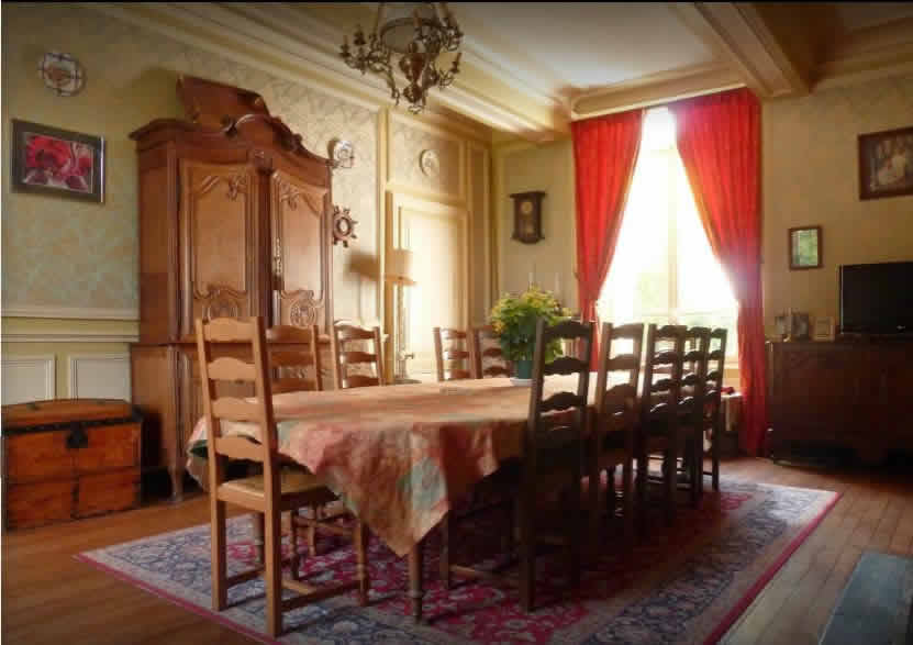  SALLE DU MANOIR D ESNEVAL