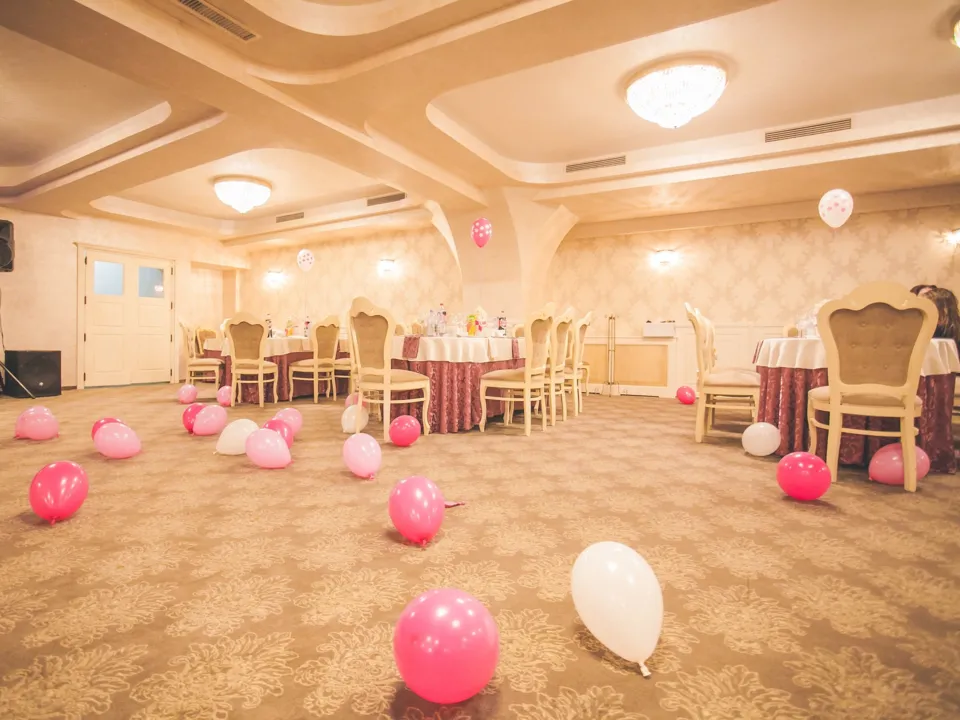  SALLE DU MANOIR D ESNEVAL