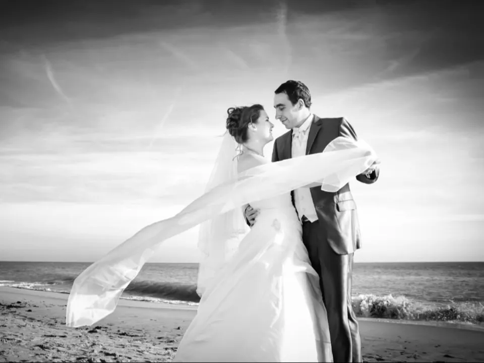 PAULINELY PHOTOGRAPHIES