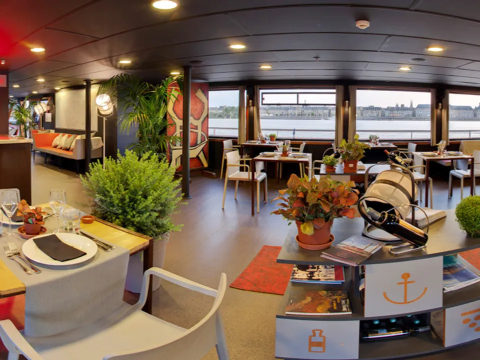 BORDEAUX RIVER CRUISE