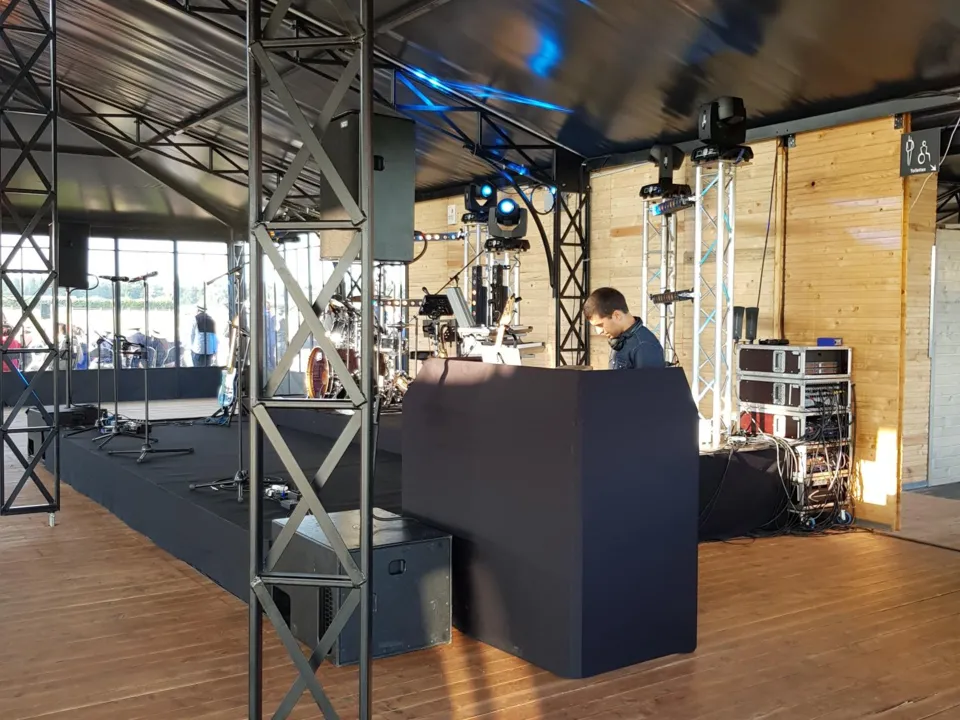 SAS Octav'events et The Old Trailer 