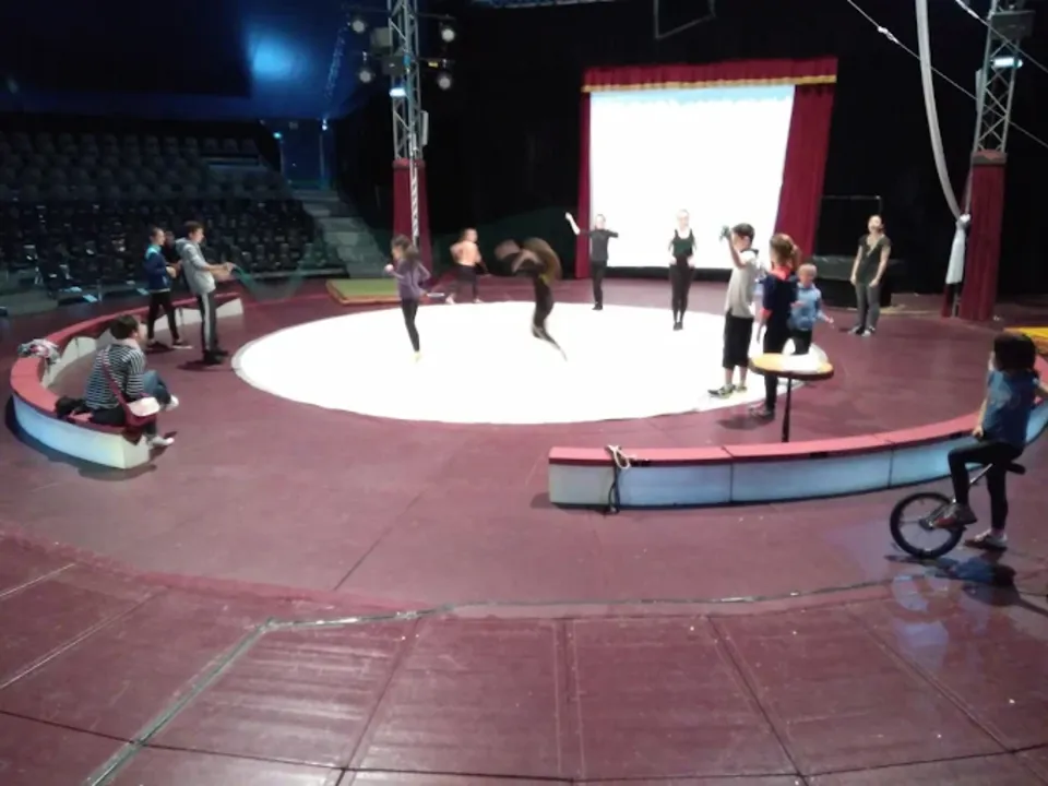 CIRQUE MICHELETTY