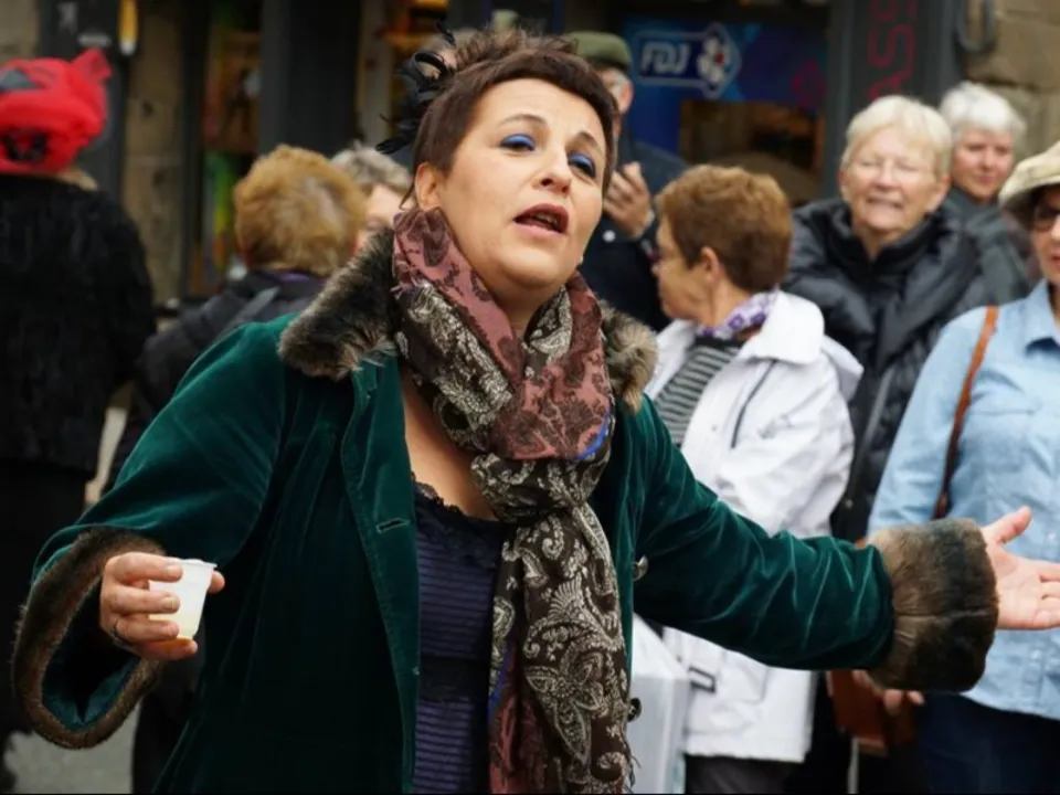 LA P'TITE NINIE, ORGUE DE BARBARIE ET ACCORDÉON
