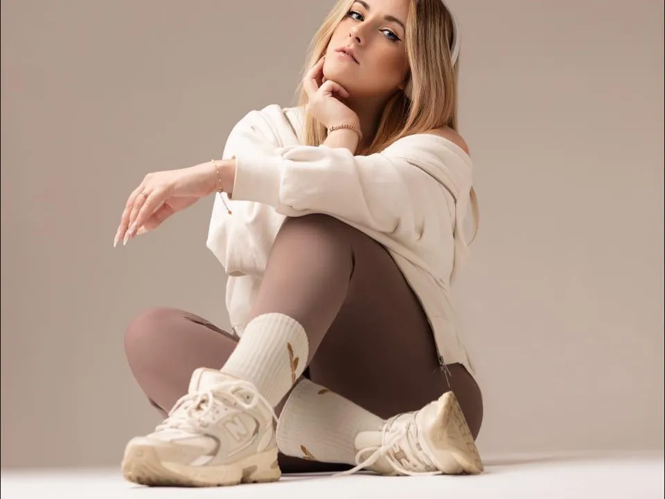 Laura B.