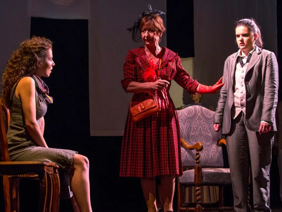 SOPHIE SPITÉRI - PHOTOGRAPHE