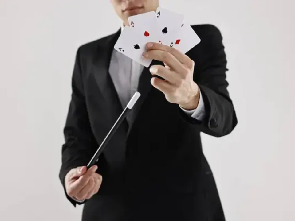 ILLUSION ET PRESTIGE