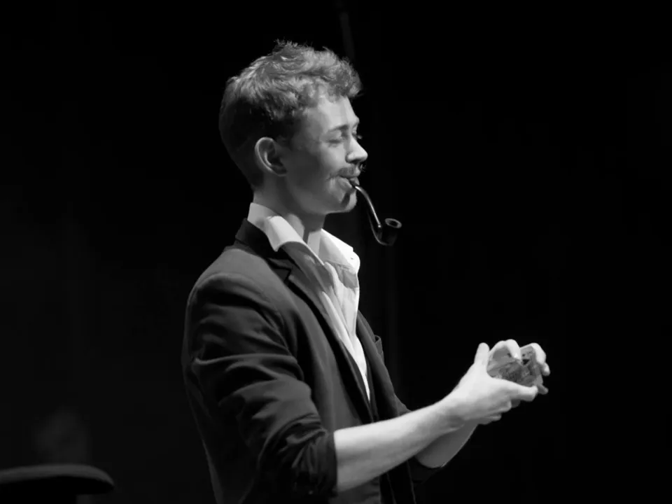 Félix Guyonnet, Magicien