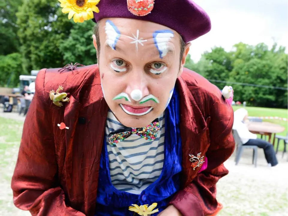 JYJOU CLOWN MAGICIEN