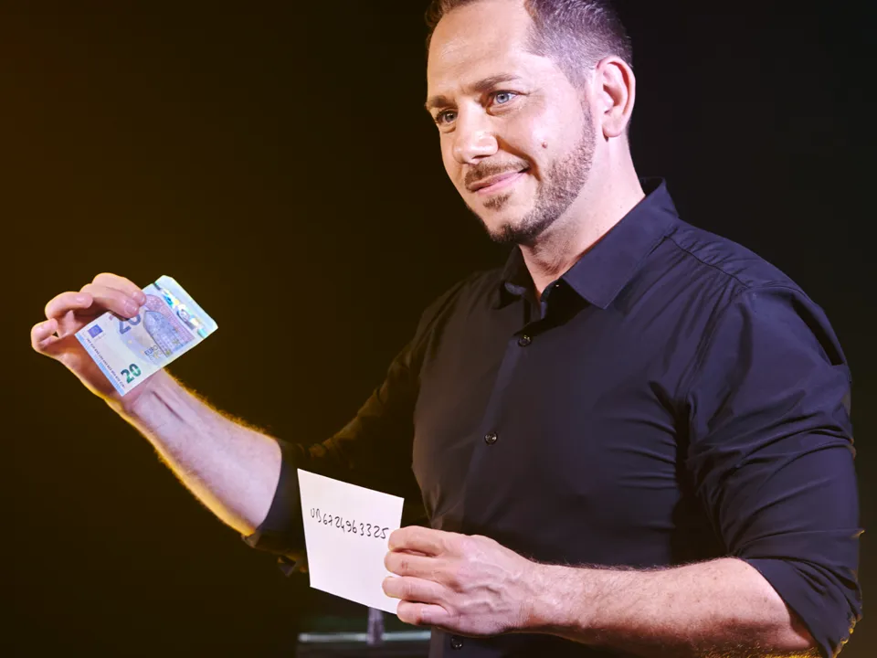 Mark Enzo Magicien