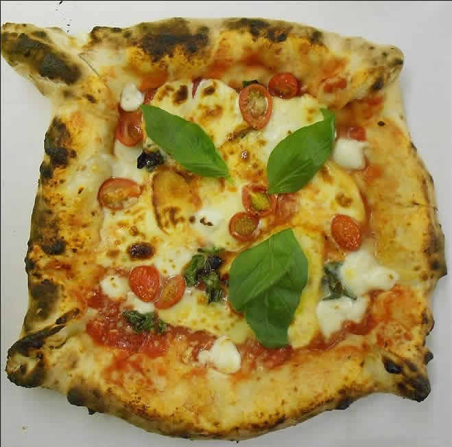 Pizza Vesuvius