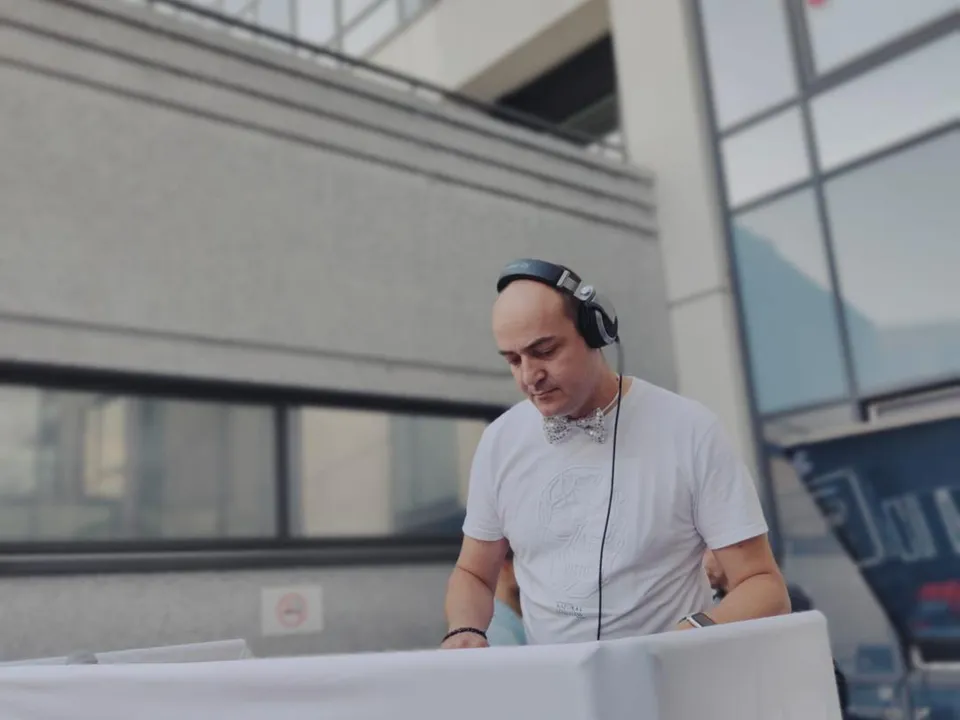 DJ Laurent B