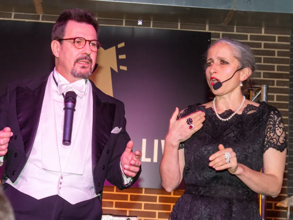 TÉLÉPATHES MENTALISTES