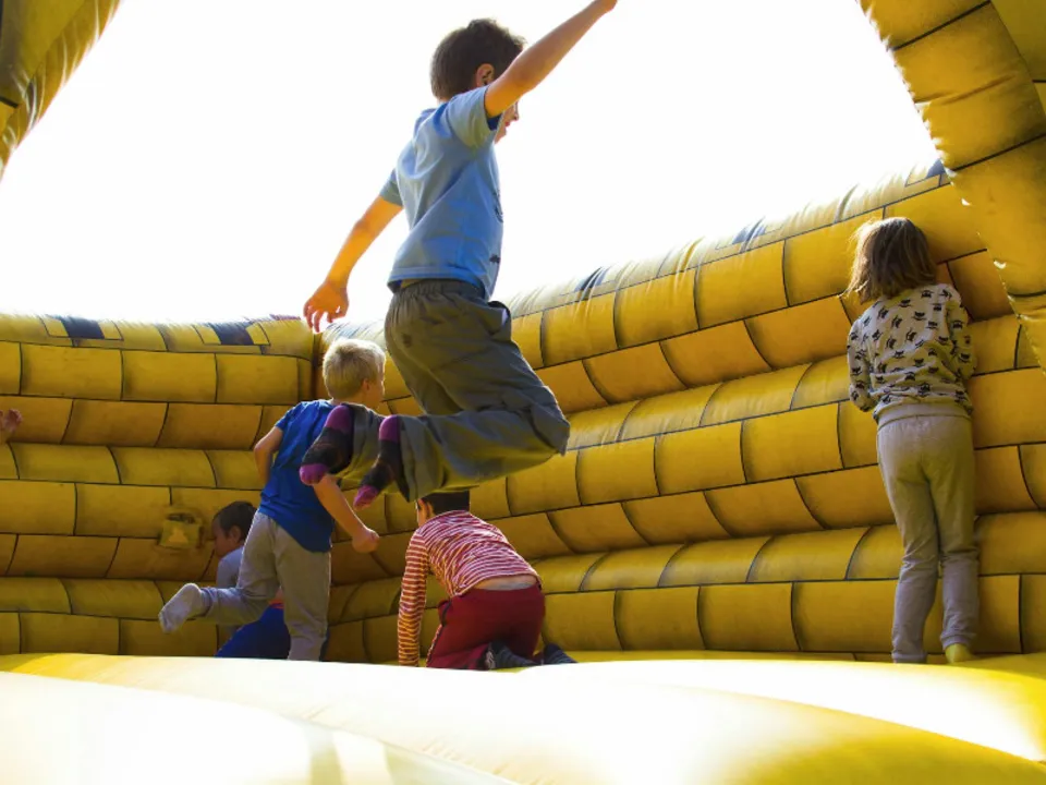 ARNAUD VOLTIGE TRAMPOLINE