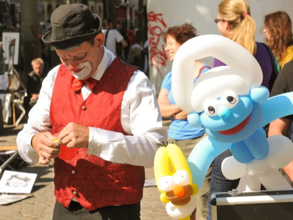 LEONARD CLOWN JONGLEU