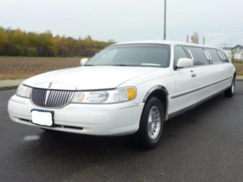 Escort Limo