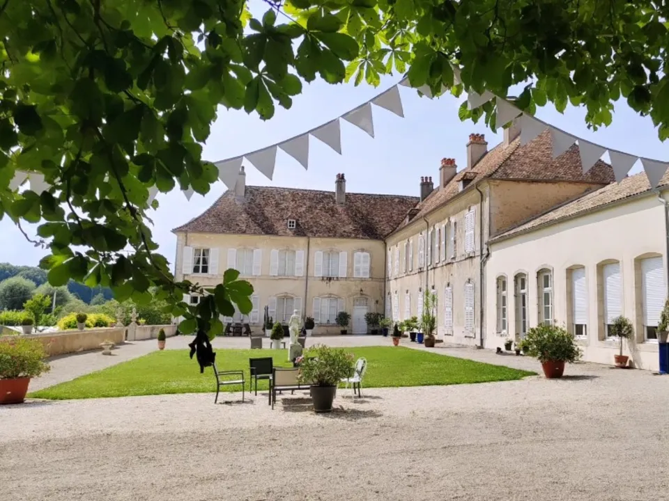 CHÂTEAU D'AUTIGNY LA TOUR
