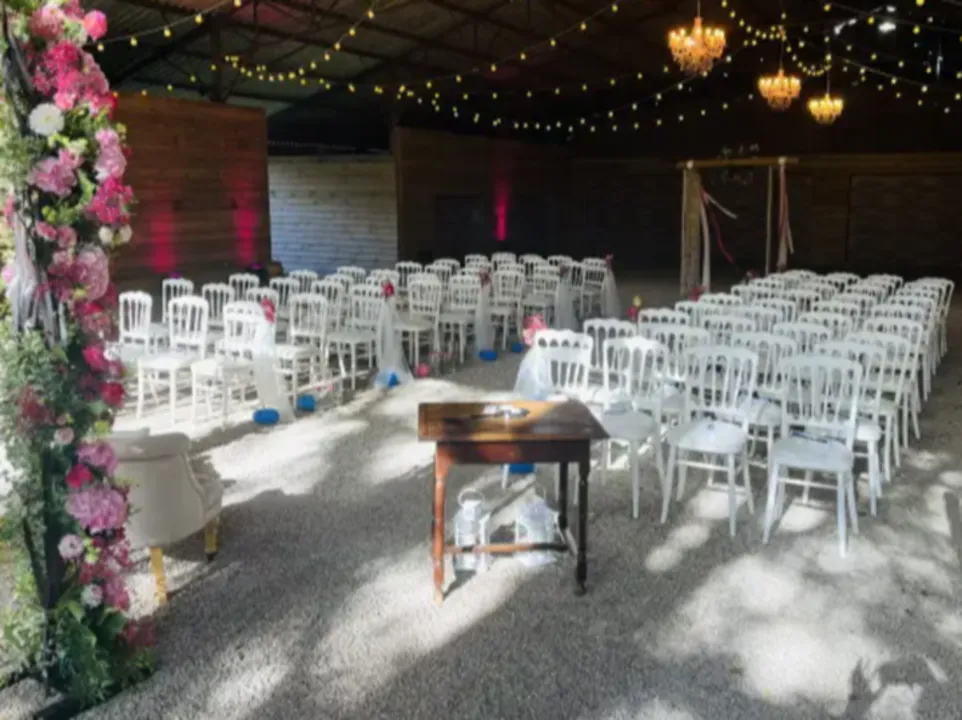 LE COLOMBIER DU MANOIR