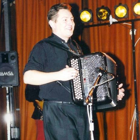 Accordéoniste équipé MIDI 