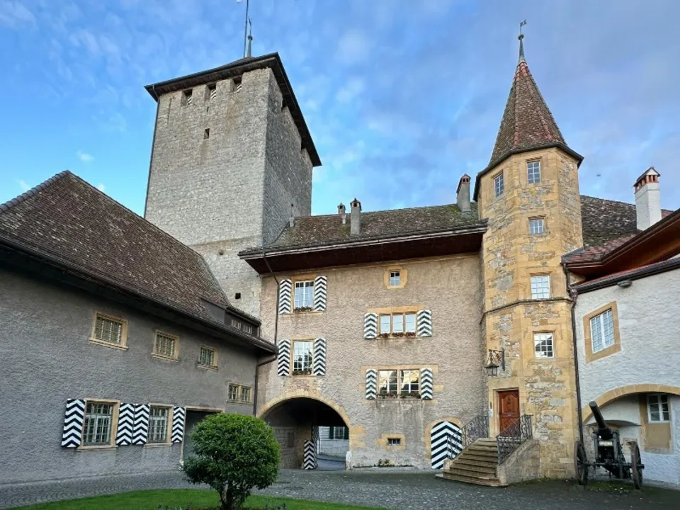 CHÂTEAU DE SAINT-VOIR