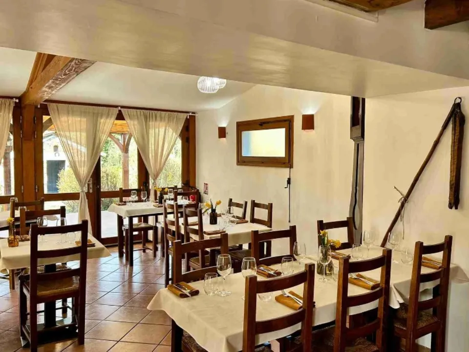 LE RELAIS BOURBONNAIS