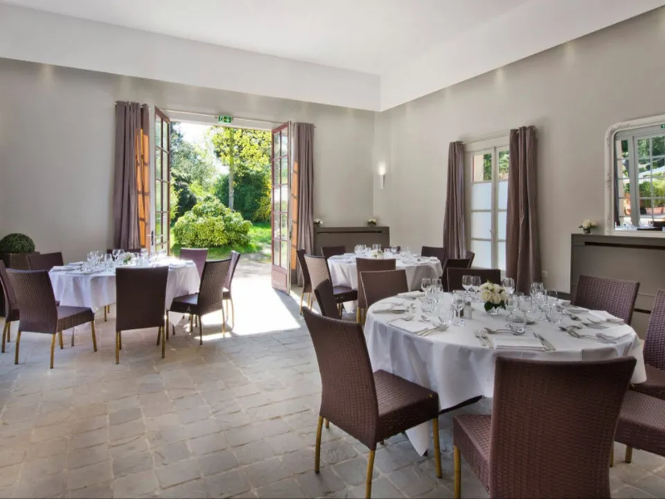 BAGATELLE RESTAURATION