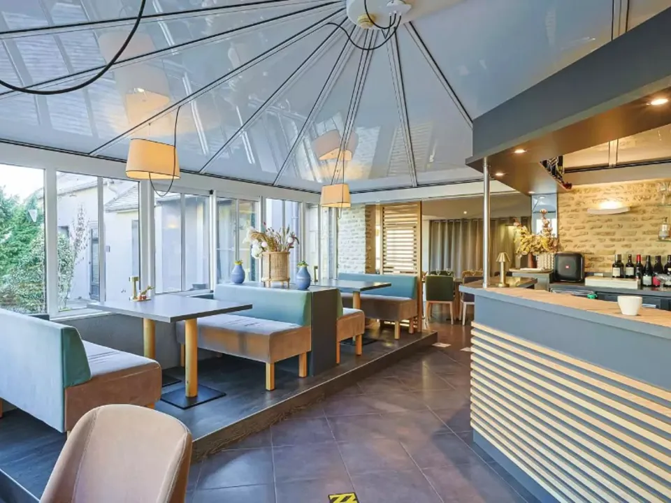 LE MANOIR D'HASTINGS