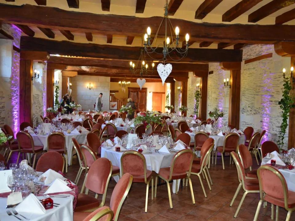 CHÂTEAU DE BELLE POULE