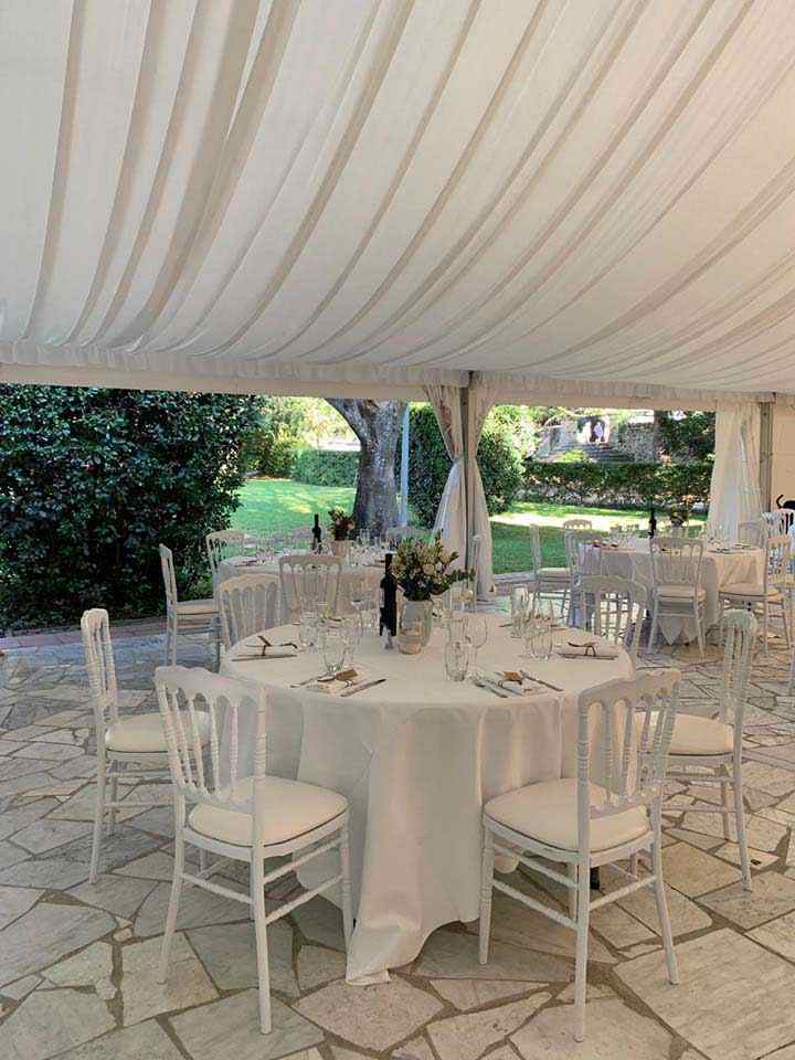 CHÂTEAU DE CASENEUVE