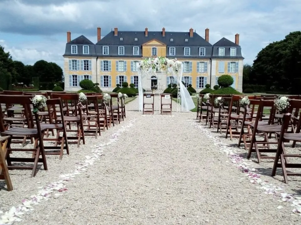 CHÂTEAU DE DOMMERVILLE