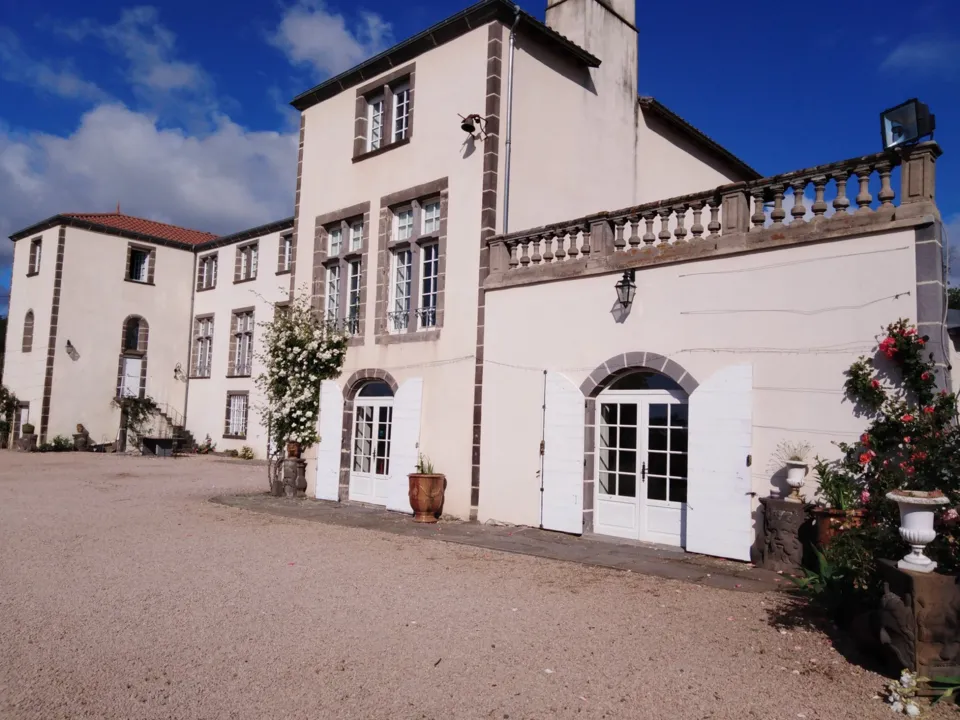CHÂTEAU DE FÉLIGONDE