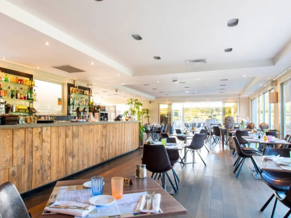 LE PROVENÇAL GOLF & CAFÉ