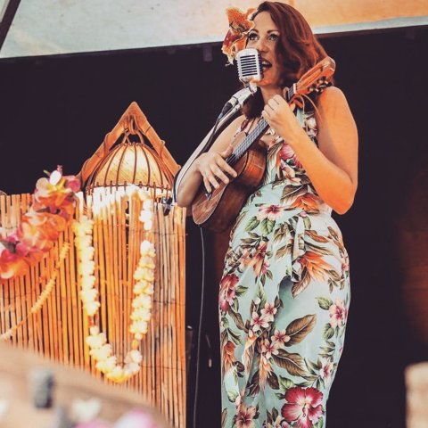 Sophie Bee Swing