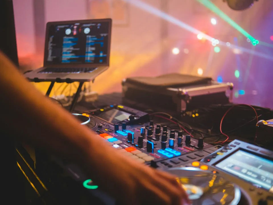 HARMONIC DANCE MUSIC BY CILI