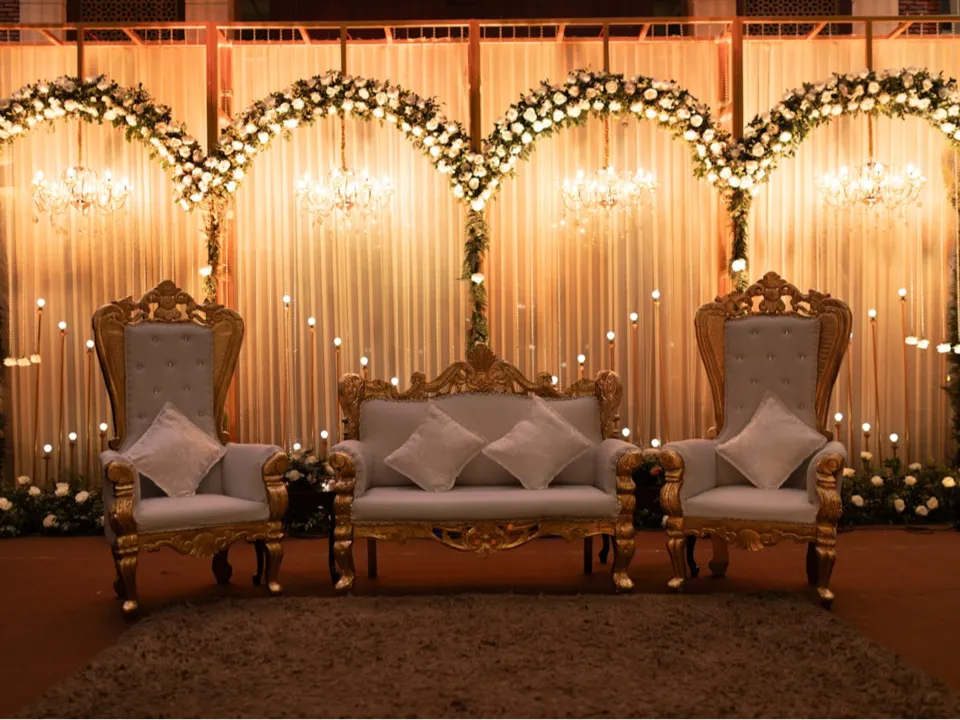 CHEZ BRIGITTE ET STAFF