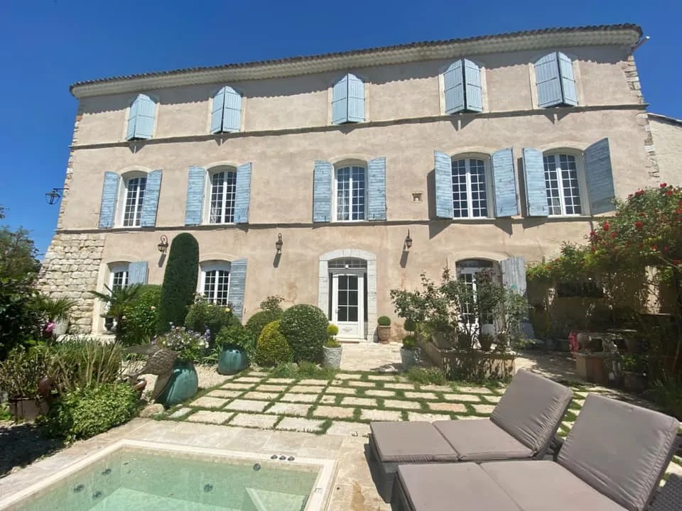 LE VIEUX CASTEL (ROUMOULES)