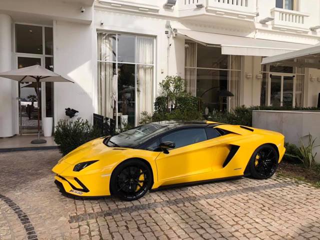 Aaa Luxury Et Sport Car Rental