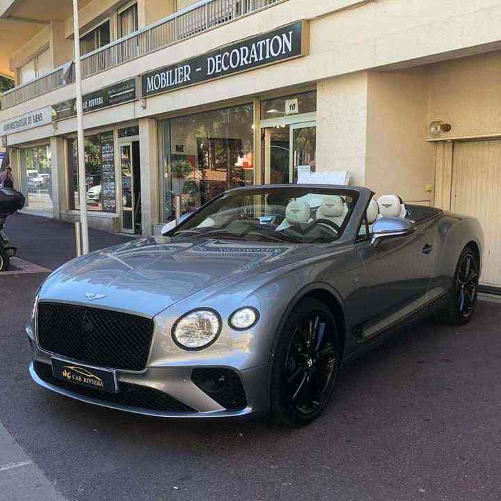  Car Riviera