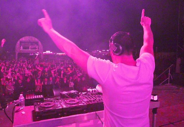 DJ CONCEPT EVENEMENTS