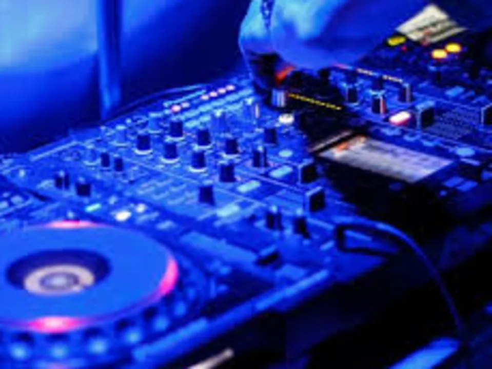 DJ CONCEPT EVENEMENTS