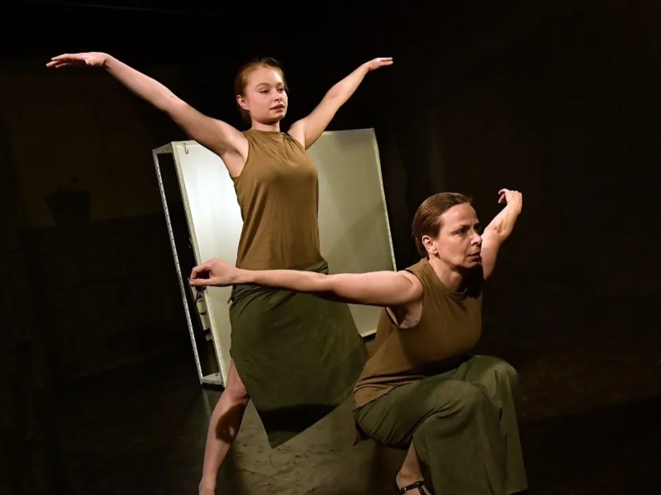 CIE FLAMENCA ANA RAMO