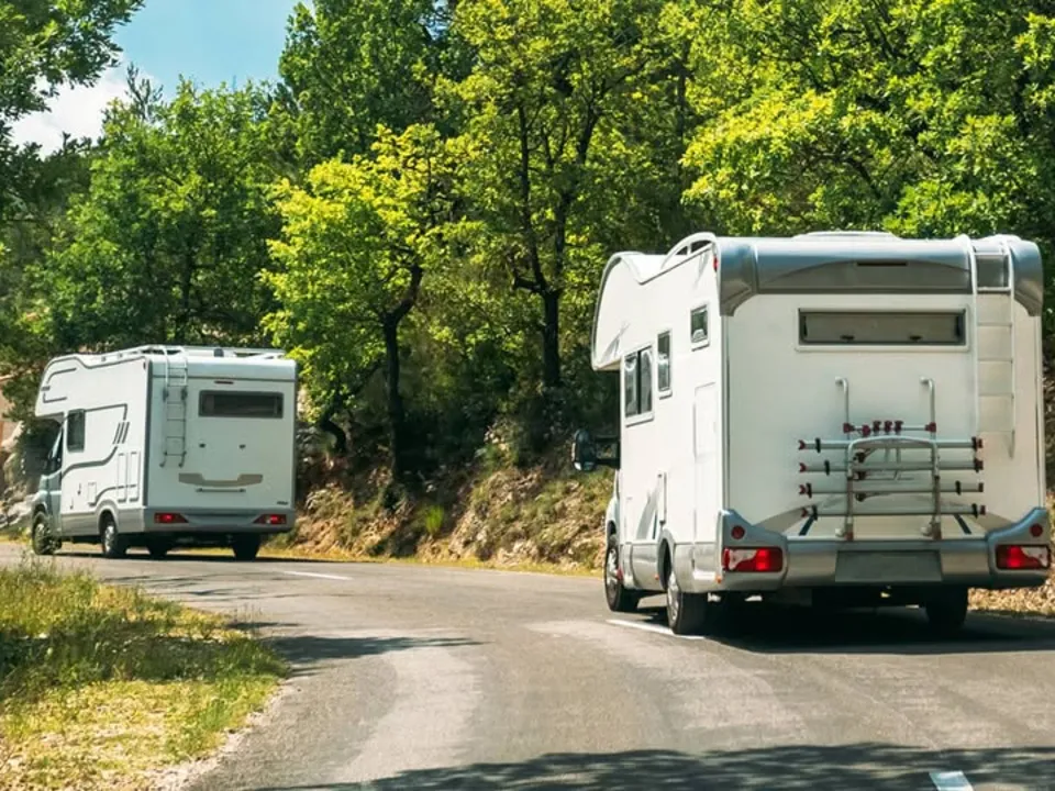 Autocars Lasseron