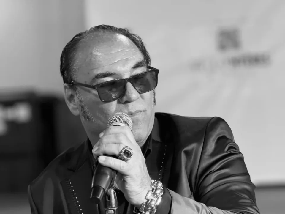 CHRISTIAN GIL