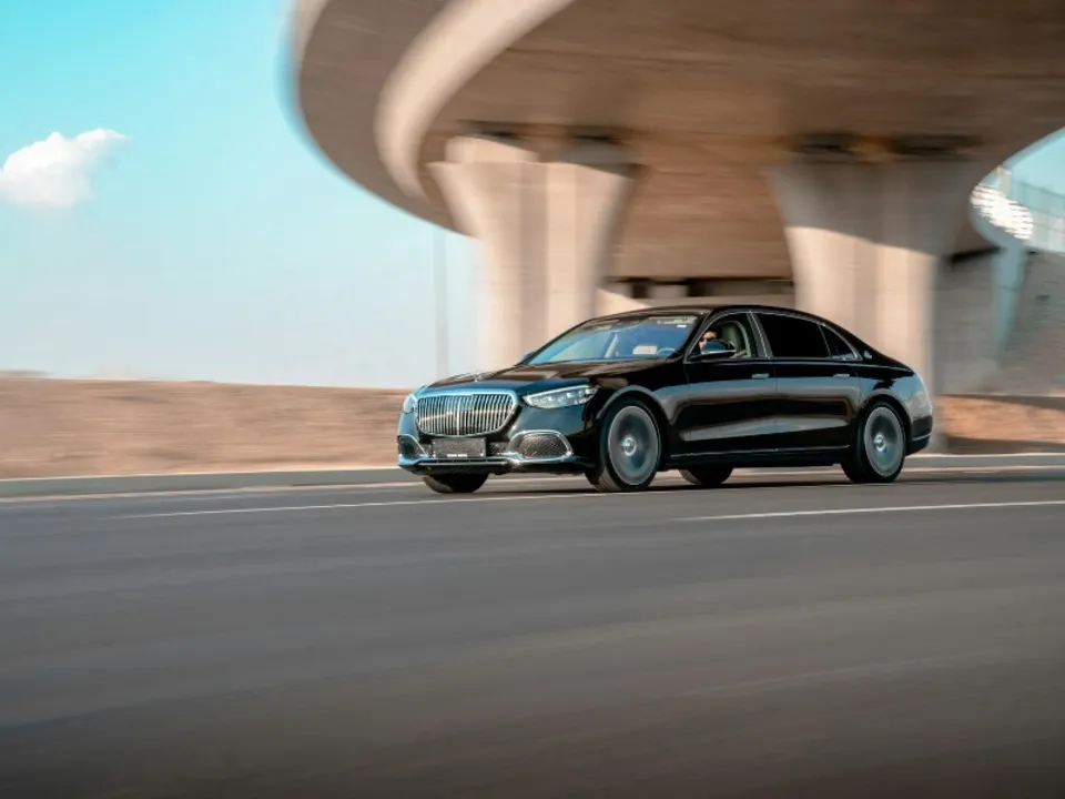 FRANCE-LIMO.COM-GREY SHUTTLE