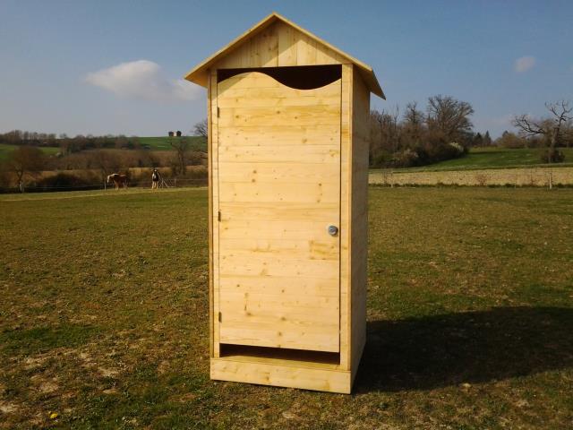 les toilettes de l'Archi du sèche