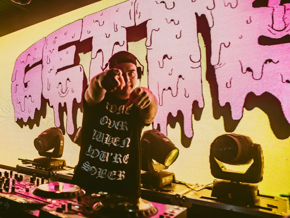 DJ SONORISATION