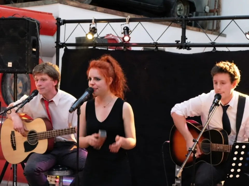 NADJA AND THE BLUE KINGS